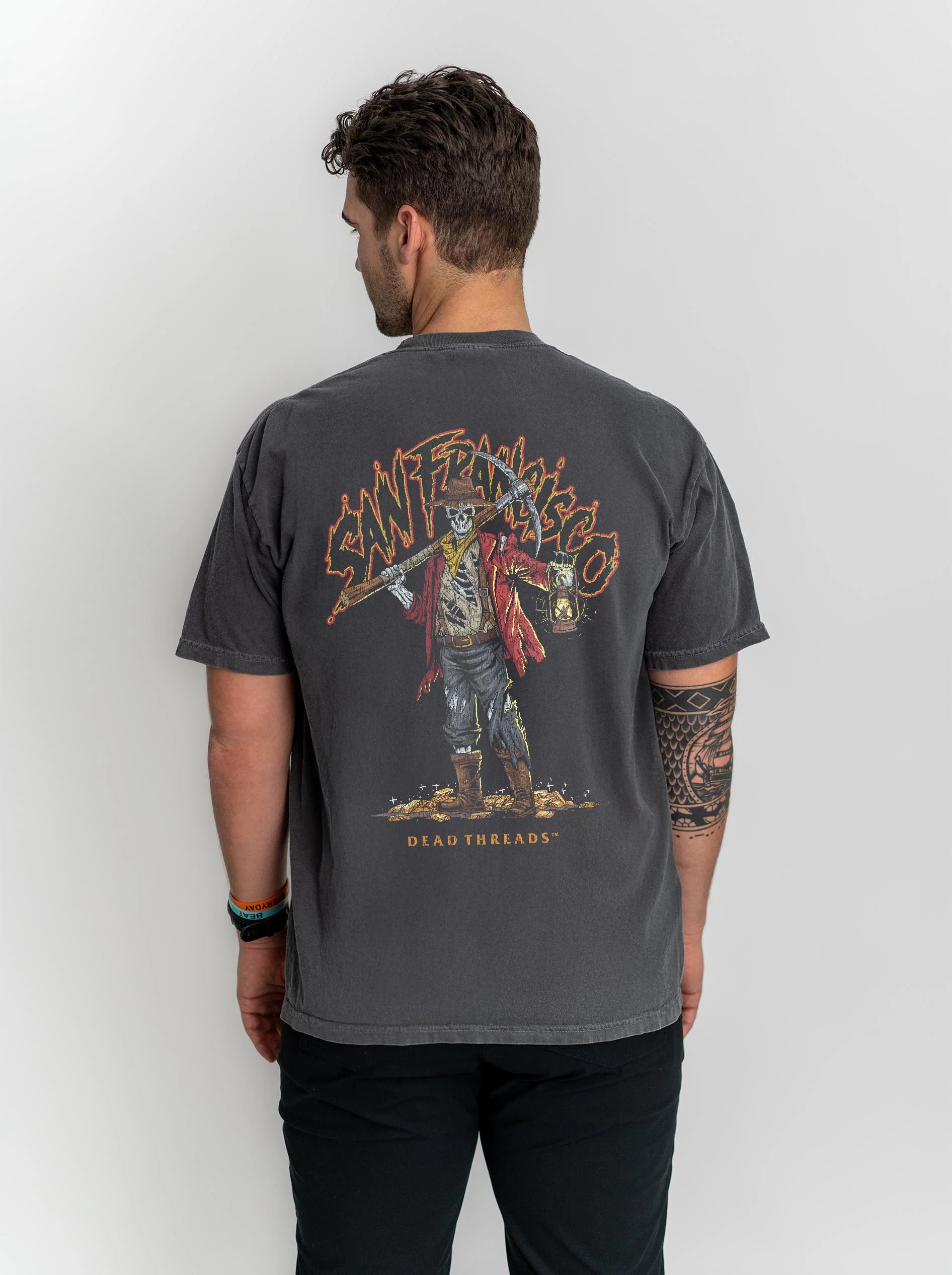 SAN FRANCISCO FOOTBALL v2 - “3 SKULL” PREMIUM T-SHIRT - Image 3