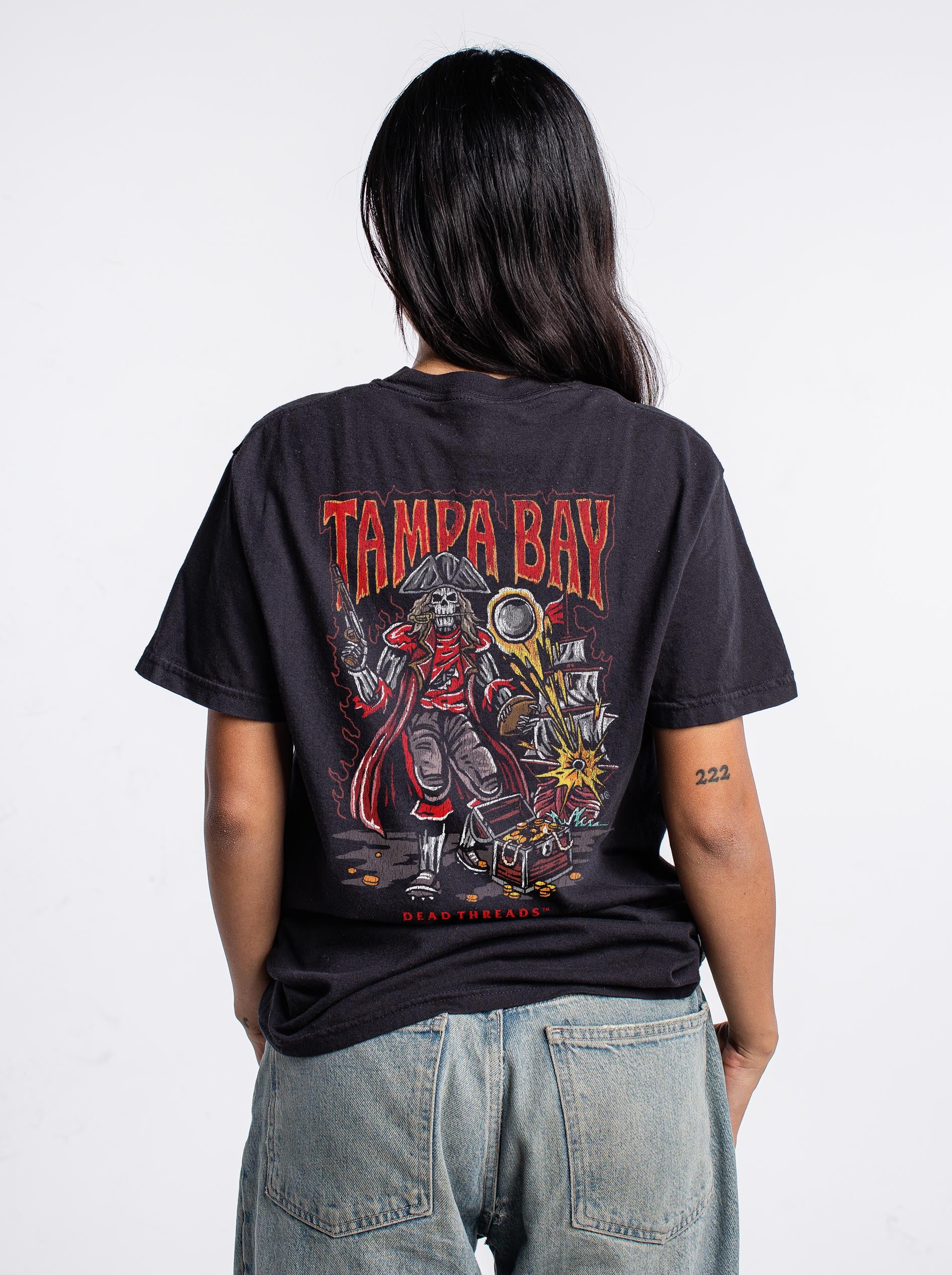 TAMPA BAY FOOTBALL - “3 SKULL” PREMIUM T-SHIRT - Image 6